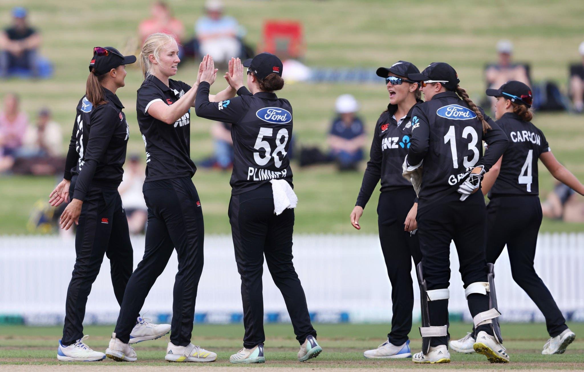 Five Players Named: Hannah Rowe and Georgia Plimmer Set to Shine in New Zealand A Squad Tour of England!