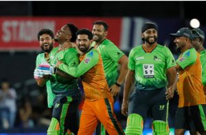 Hetmyer's last-ball heroics grabbed by @mipunjab | The defending champions came up big in Seattle!
