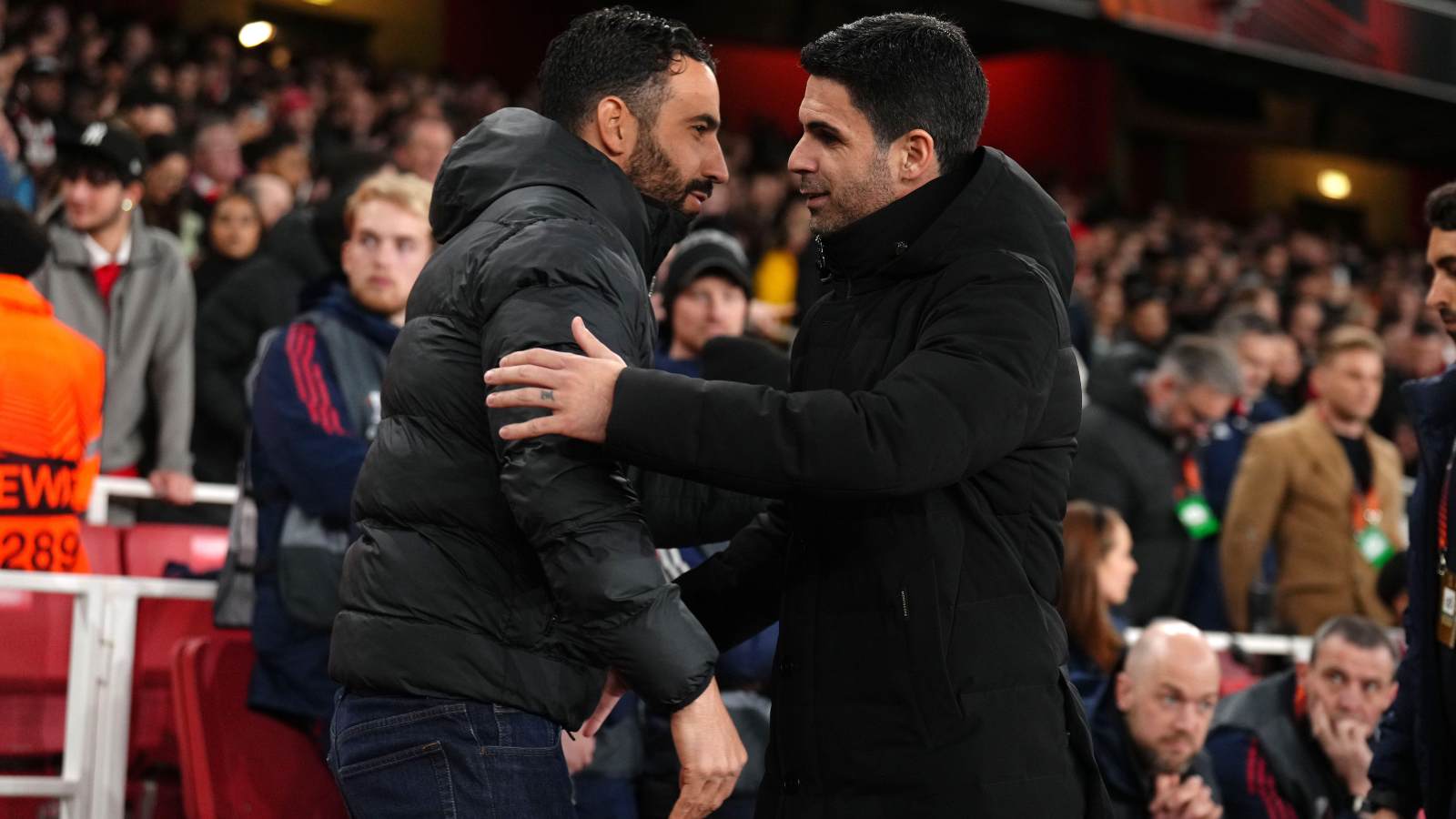Arsenal’s injury woes open door for Man Utd to swoop in for top striker target.
