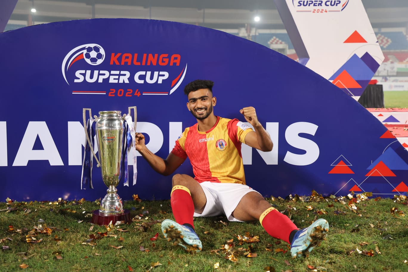 Vishnu PV Secures Two-Year Deal to Stay with Emami East Bengal FC.
