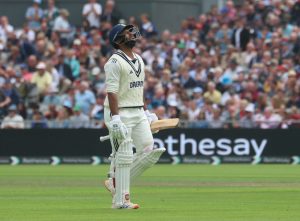 Experts baffled as India deals Shardul/Iyer surprise blow with smart move, setting Harshal Sundar up for success in England's most crucial moment.